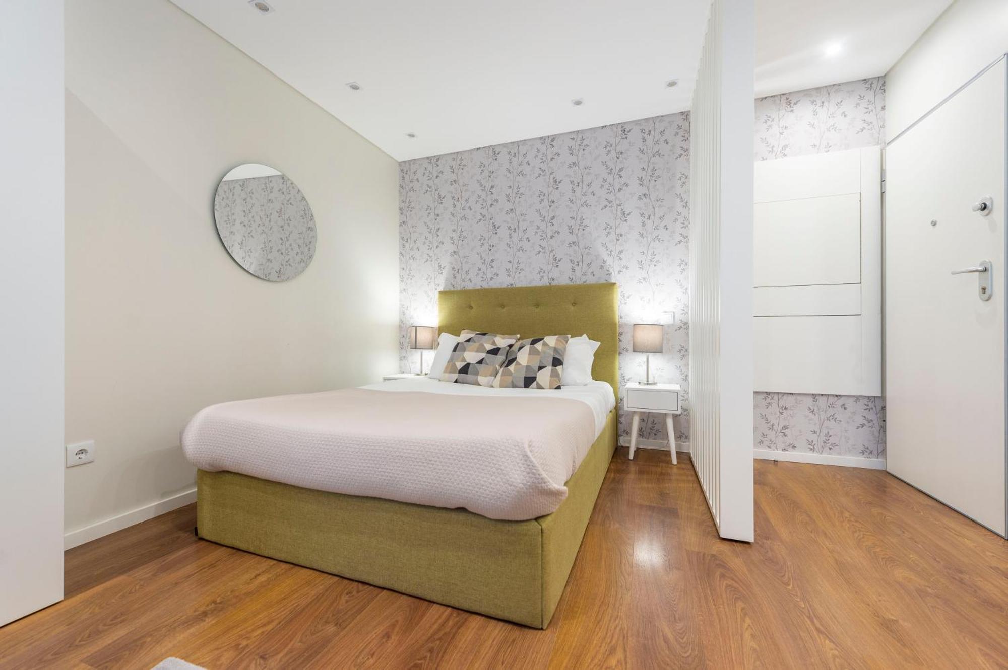 Center Eça De Queirós Apartamento *
